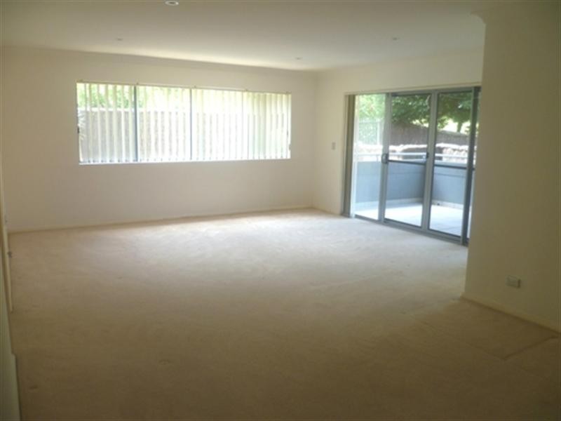 13-15 Moore Street, West Gosford NSW 2250