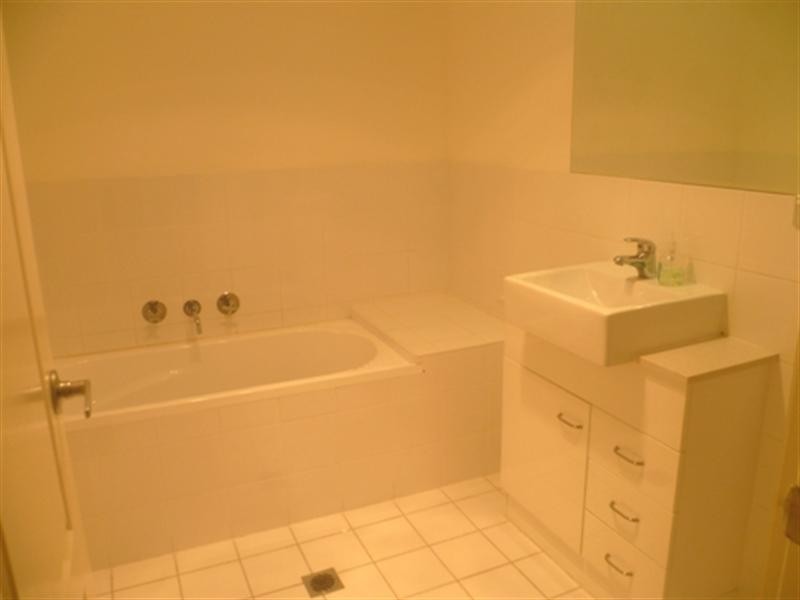 13-15 Moore Street, West Gosford NSW 2250