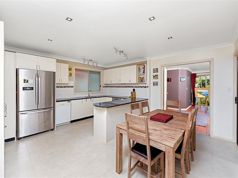 4 Dolphin Street, Tascott NSW 2250