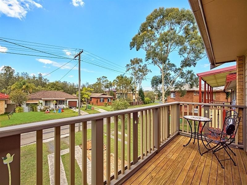 4 Dolphin Street, Tascott NSW 2250