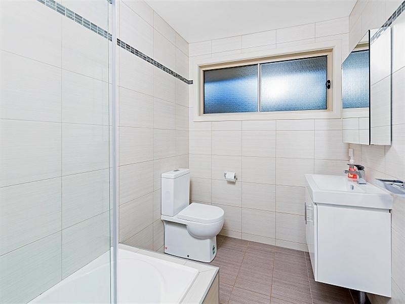 4 Dolphin Street, Tascott NSW 2250