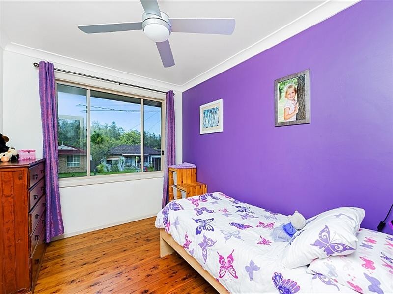 4 Dolphin Street, Tascott NSW 2250
