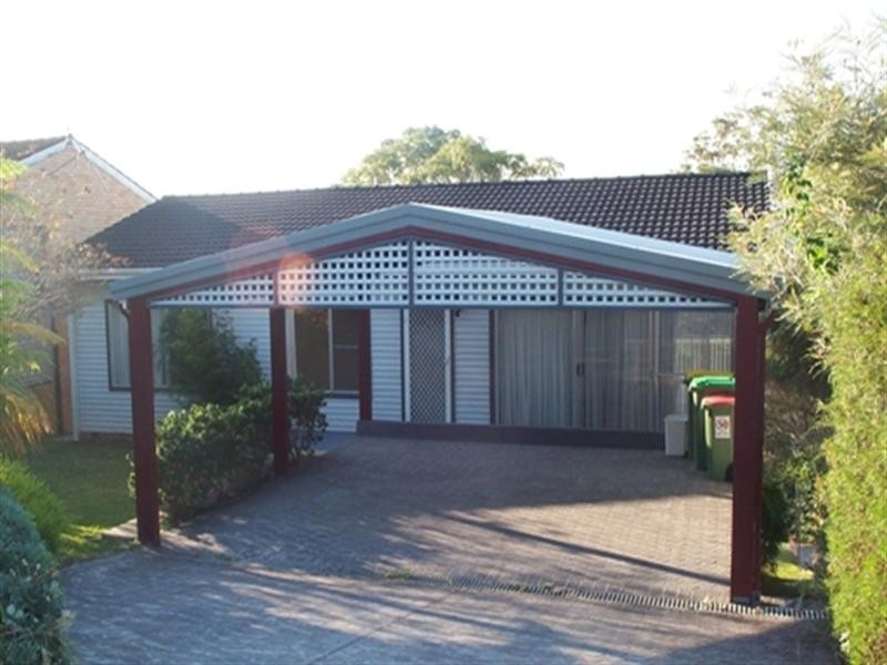 15 Penang Street, Point Clare NSW 2250