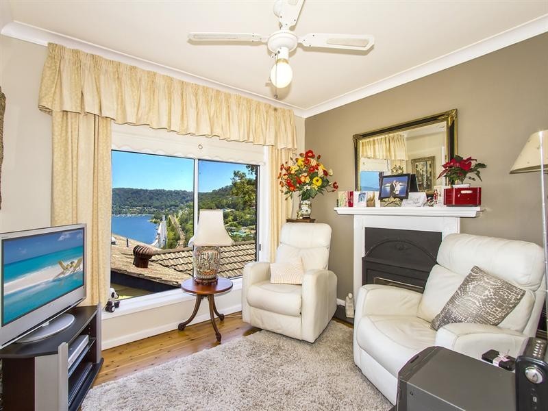 24 Kateena Avenue, Tascott NSW 2250