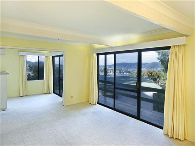 30 Penang Street, Point Clare NSW 2250