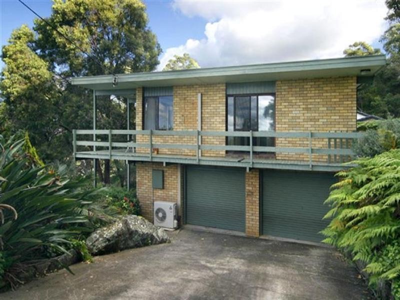 30 Penang Street, Point Clare NSW 2250