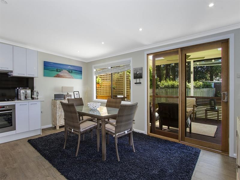 20 Sunshine Drive, Point Clare NSW 2250