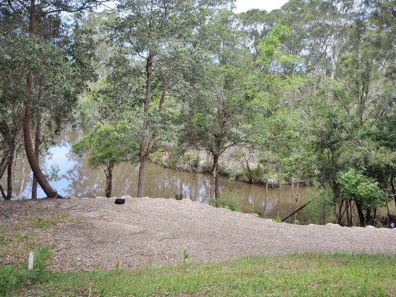 17 Muloora Road, Springfield NSW 2250