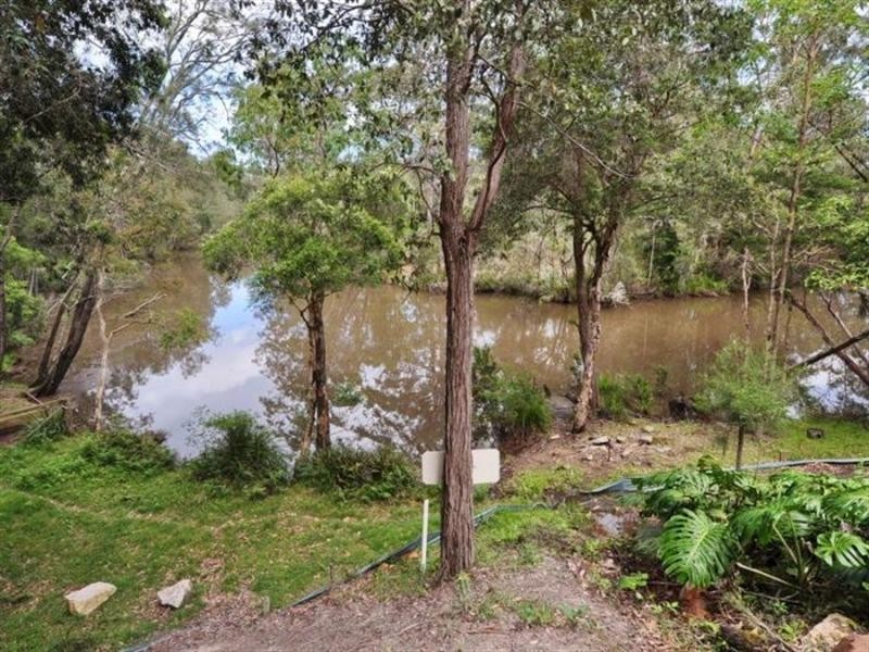 19 Muloora Road, Springfield NSW 2250