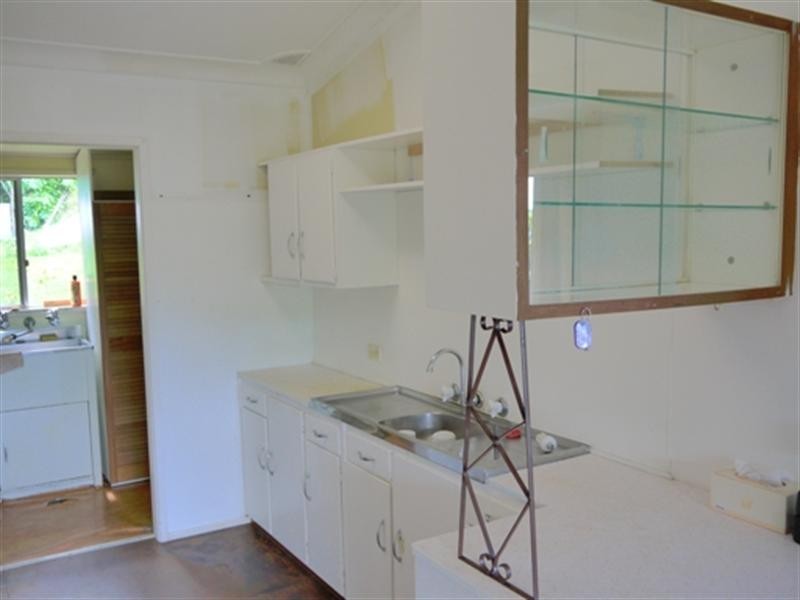 21 Scott Street, Point Clare NSW 2250