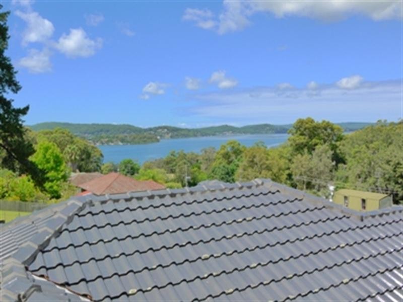 21 Scott Street, Point Clare NSW 2250