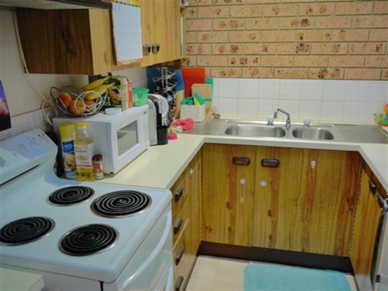 9/166 Albany Street, Point Frederick NSW 2250