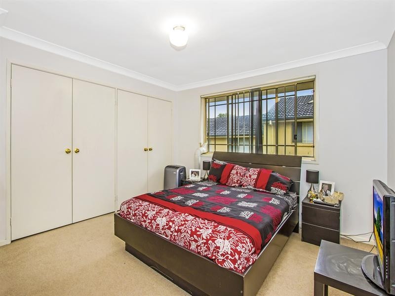 2/23 Donnison Street, Gosford NSW 2250