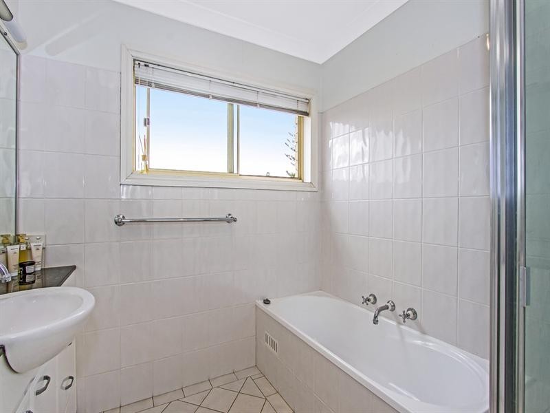 65 Victory Parade, Tascott NSW 2250