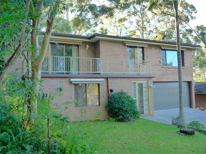 35 Adam Street, Narara NSW 2250