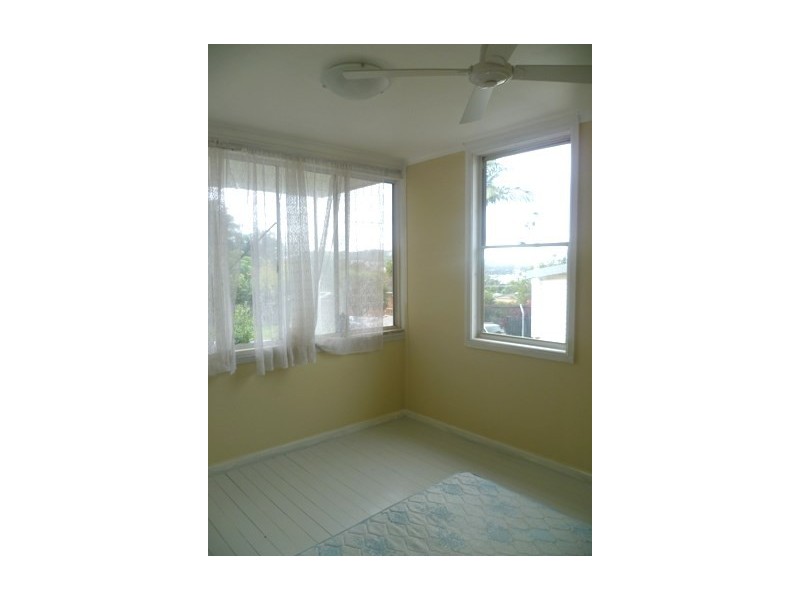 24 Talinga Avenue, Point Clare NSW 2250