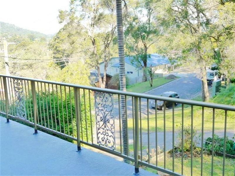 35 Adam Street, Narara NSW 2250