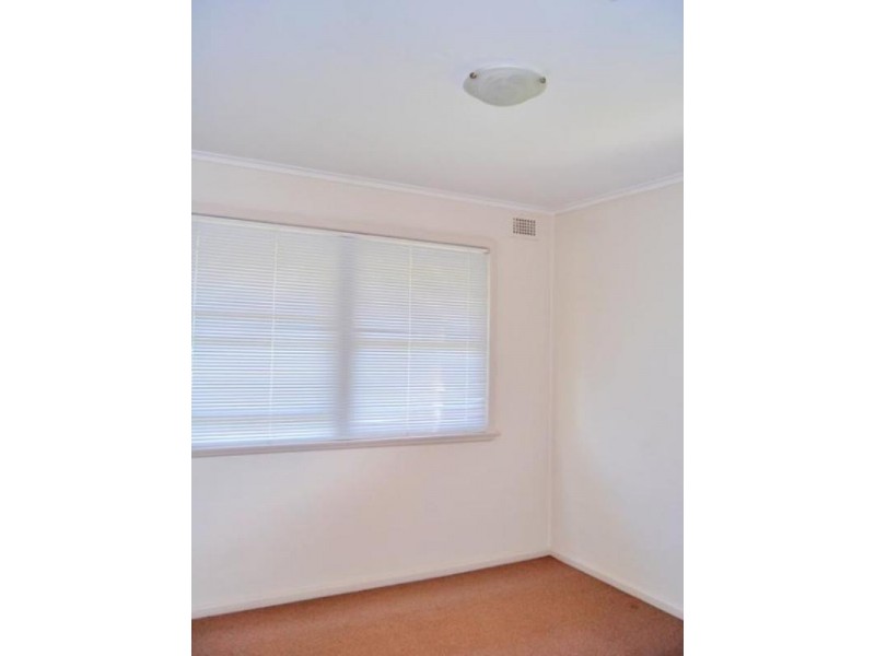 19 Noonan Point Avenue, Point Clare NSW 2250