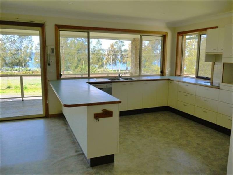 294 Glenrock Parade, Tascott NSW 2250