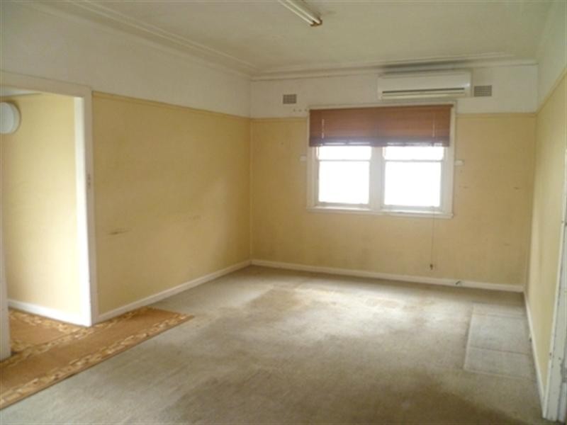 52 Victory Parade, Tascott NSW 2250