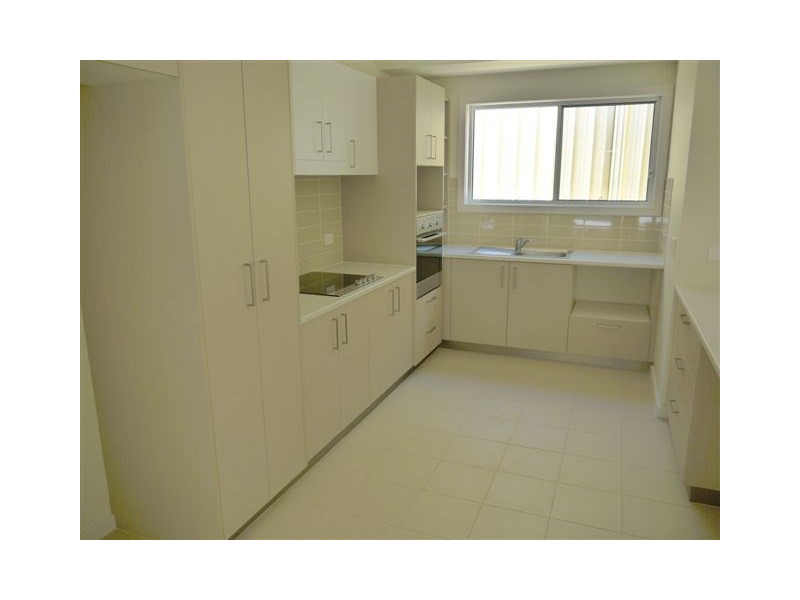 3/5 Talinga Avenue, Point Clare NSW 2250