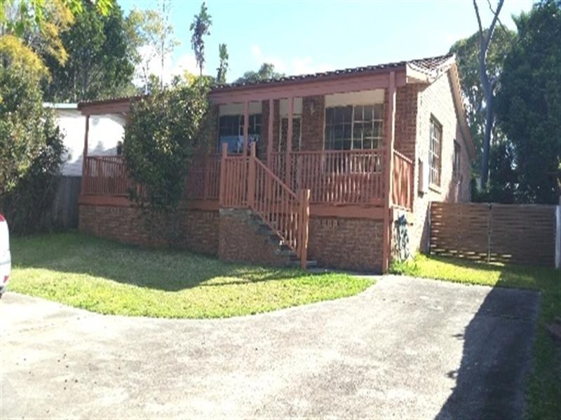 18A Collard Road, Point Clare NSW 2250