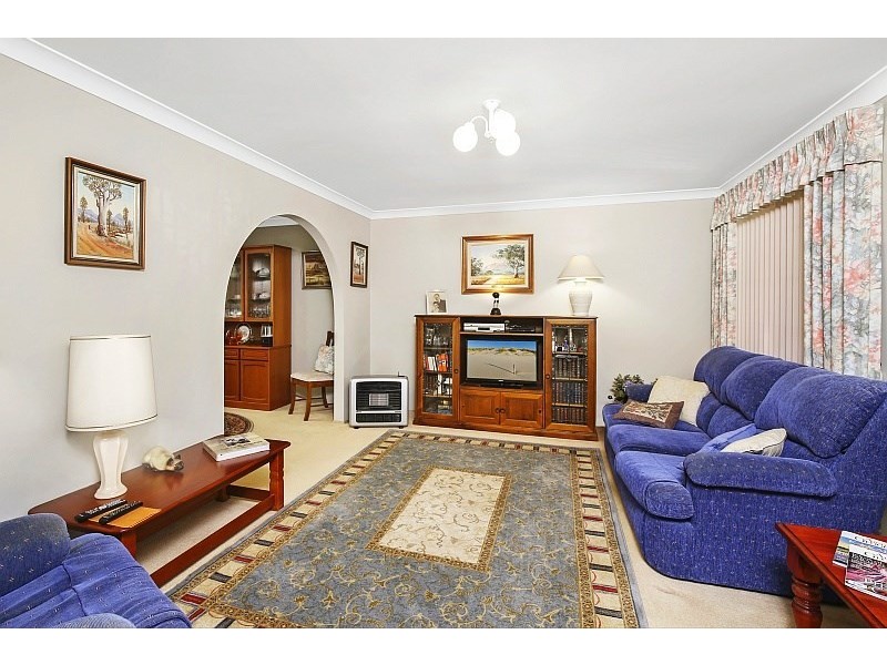 64 Singleton Road, Point Clare NSW 2250