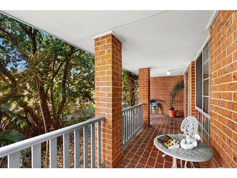 64 Singleton Road, Point Clare NSW 2250
