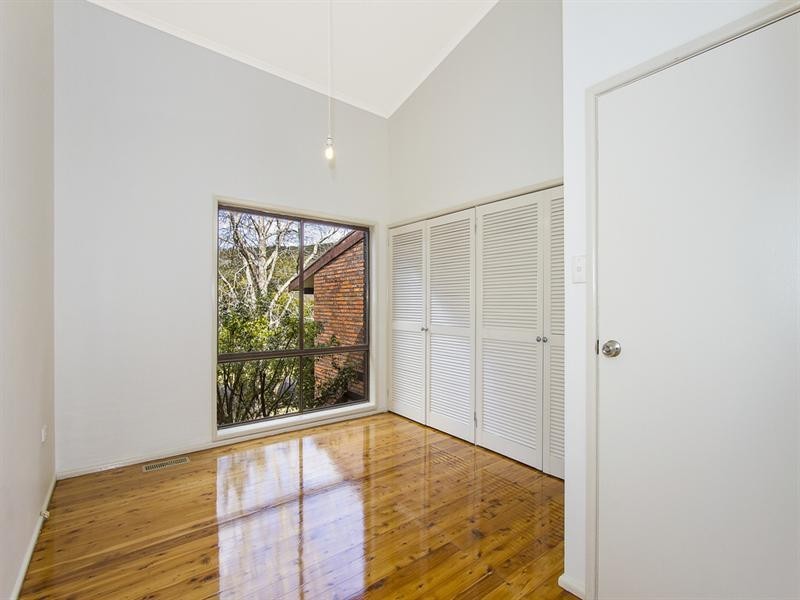 33 Wendy Drive, Point Clare NSW 2250