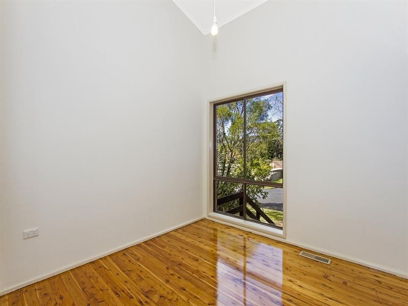 33 Wendy Drive, Point Clare NSW 2250