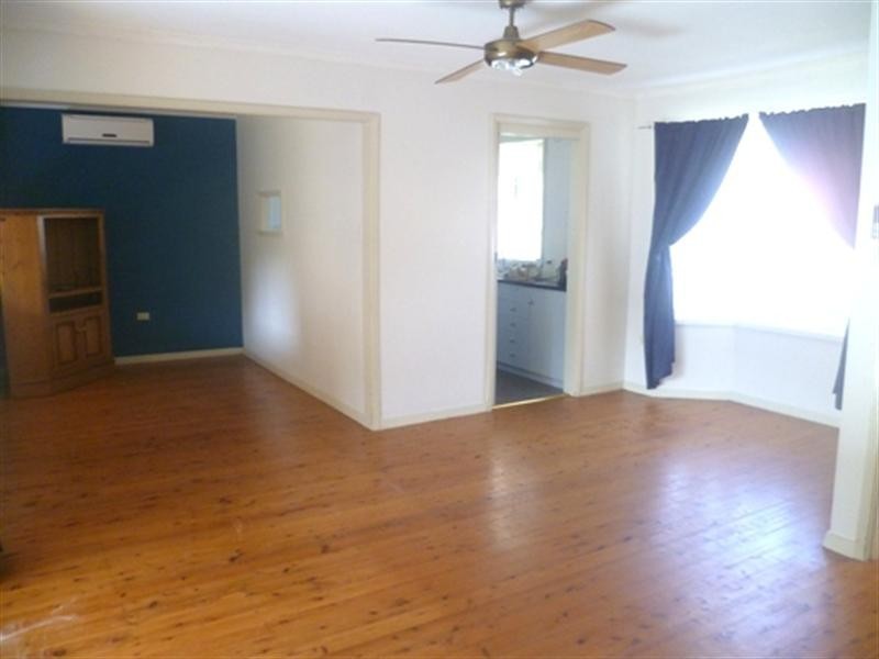 1 Shore Brace, Tascott NSW 2250