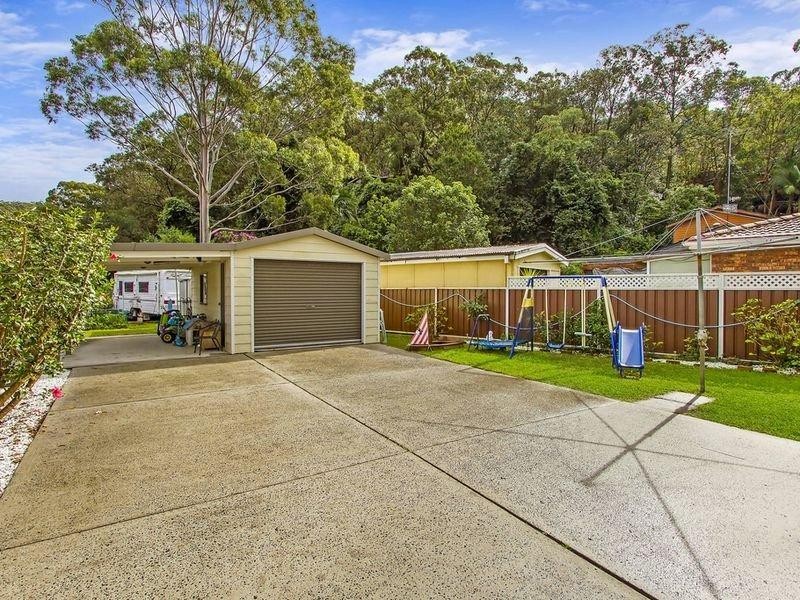 1 Shore Brace, Tascott NSW 2250