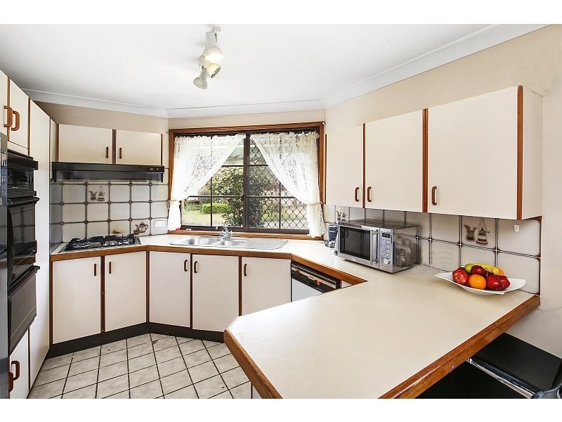 1/7 Robson Close, Point Clare NSW 2250