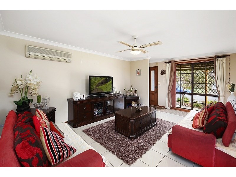 1/7 Robson Close, Point Clare NSW 2250