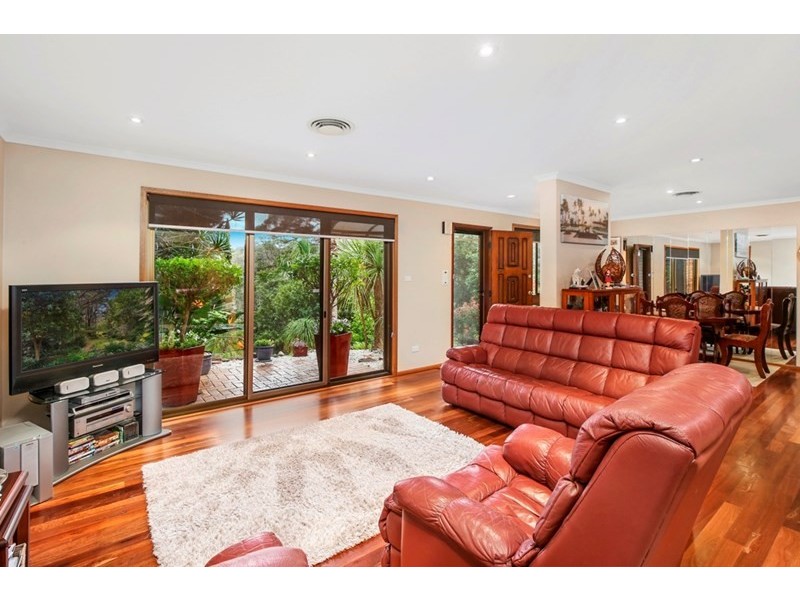 79 Wendy Drive, Point Clare NSW 2250