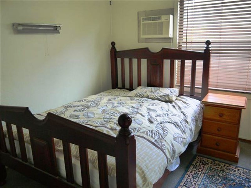 6 Talinga Avenue, Point Clare NSW 2250