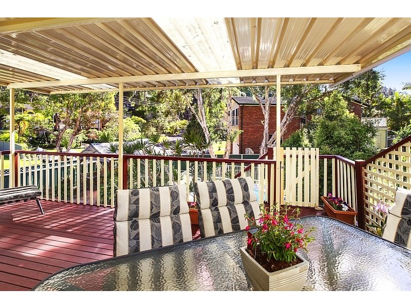 8 Murrumbooee Place, Tascott NSW 2250