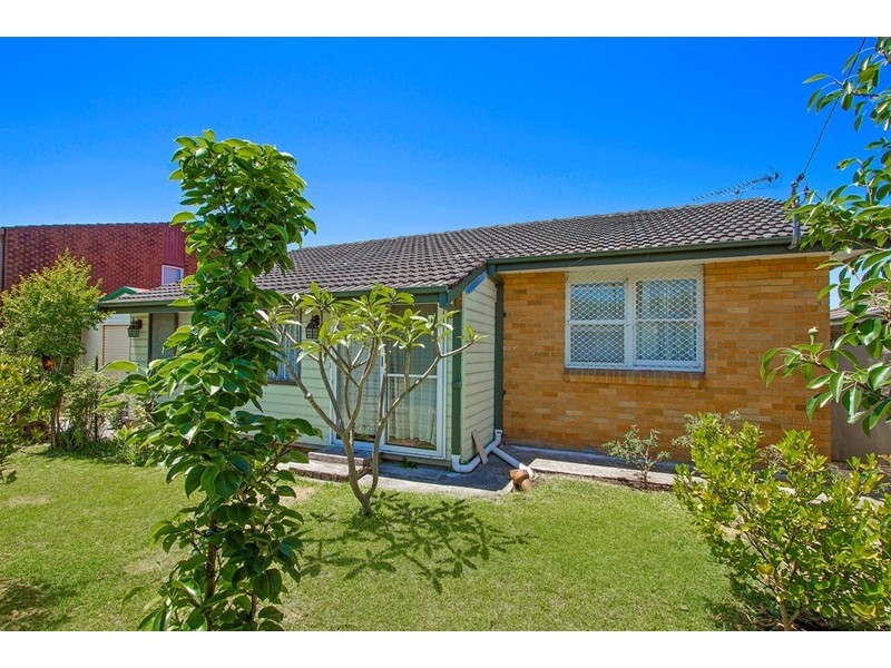 272 Brisbane Water Drive, West Gosford NSW 2250