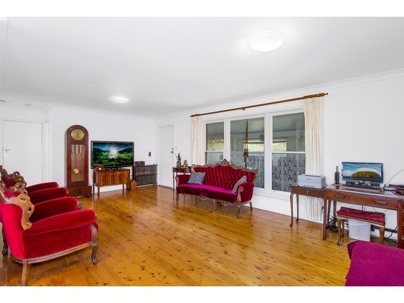 272 Brisbane Water Drive, West Gosford NSW 2250