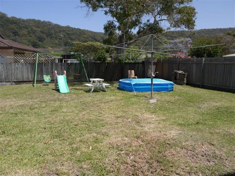 2 Dolphin Street, Tascott NSW 2250