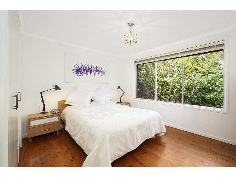 4 Bayline Drive, Point Clare NSW 2250