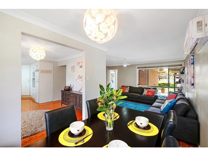 29 Sunshine Drive, Point Clare NSW 2250