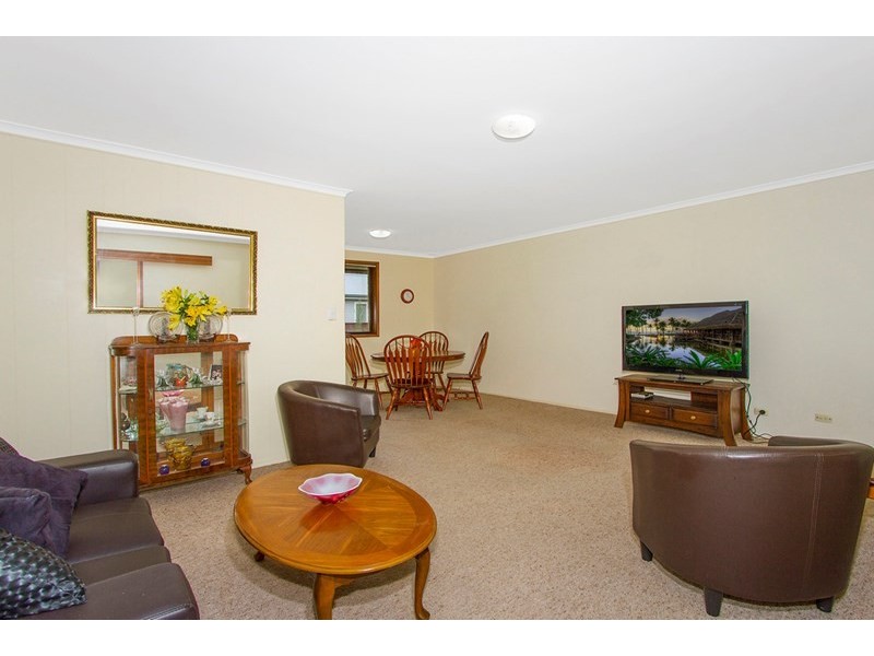 9 Turtle Close, Point Clare NSW 2250