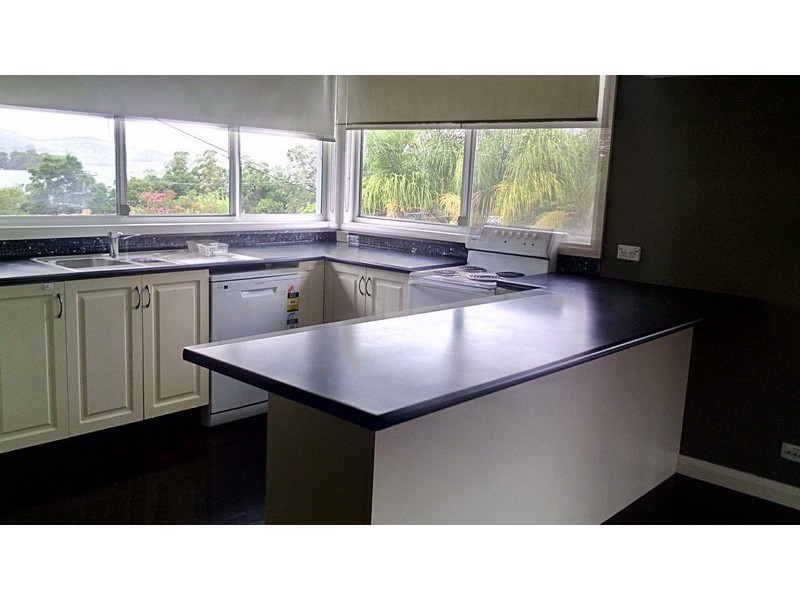 9 Scott Street, Point Clare NSW 2250