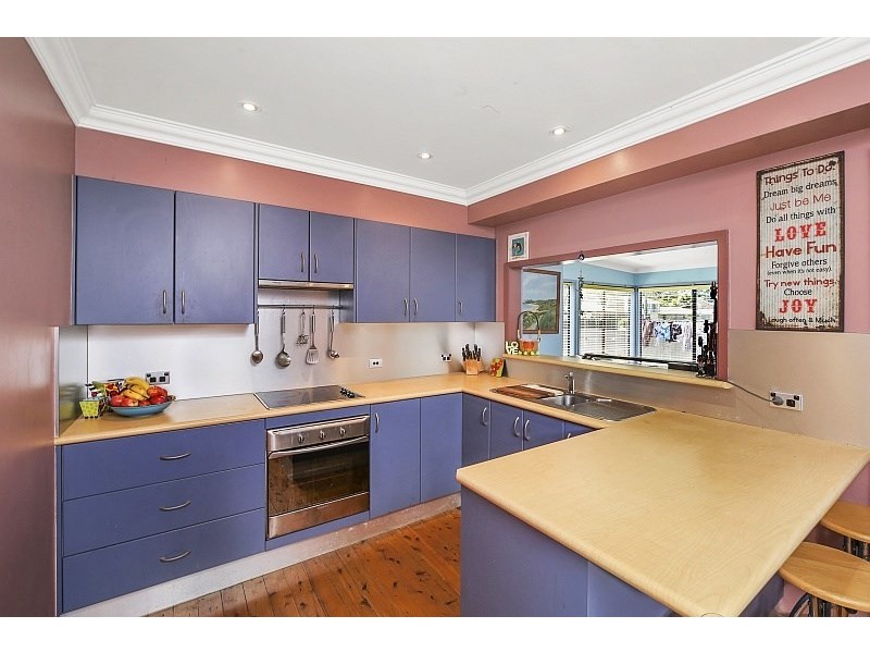 7 Dolphin Street, Tascott NSW 2250