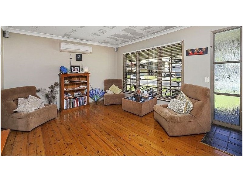 7 Dolphin Street, Tascott NSW 2250