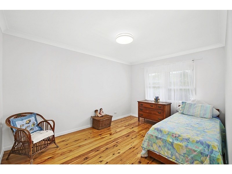 35 Bayline Drive, Point Clare NSW 2250