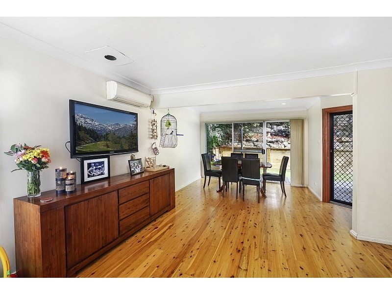 58 Melaleuca Crescent, Tascott NSW 2250