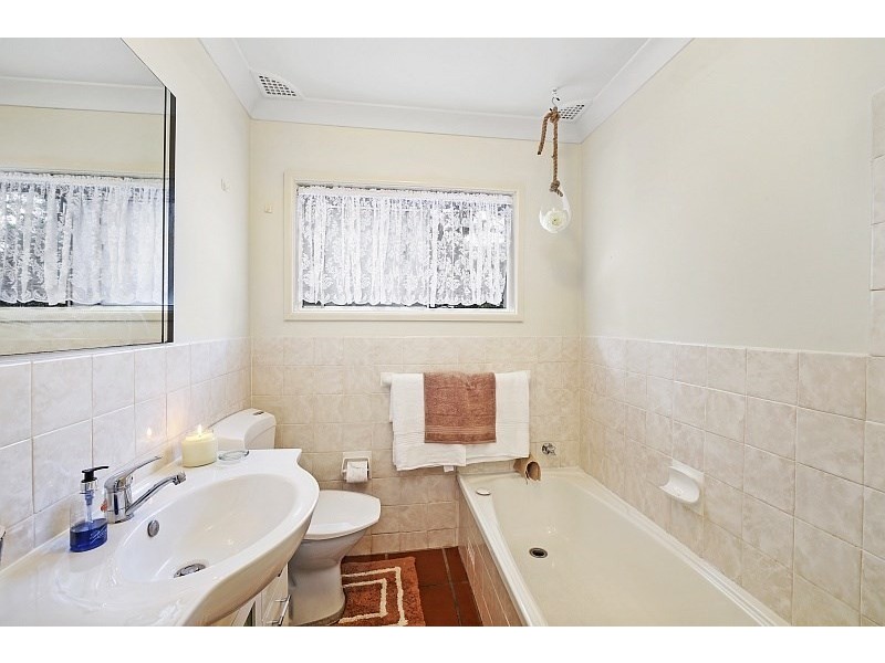 58 Melaleuca Crescent, Tascott NSW 2250