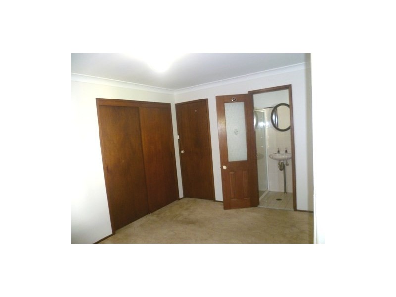 187 Brisbane Water Drive, Point Clare NSW 2250